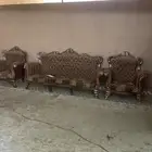 كنب مكون اربع كرسي نفر وكرسي كبير ثلاث انفار مع طاوله