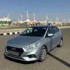 للبيع اكسنت 2020