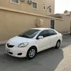 للبيع يارس موديل 2011 قير عادي
