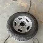 جنوط جمس مع الأكواب