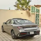 للبيع انترا 2025