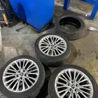 كفرات برجستون مستعمله 235 45 18 نظيفه