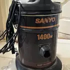 مكنسة سانيو كهربائية