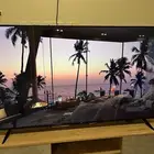 تلفزيون ماركة TCL مدة الاستخدام سنتين نظيف وجديد65بوصه