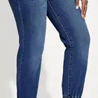 ملابس جديد لم تلبس