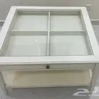 طاولة للبيع