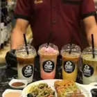 يوجد معلم كوفي عصيرات بوفيه