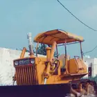 يوجد لدي دركتل كوماتسو 16 نظيفه لايجار