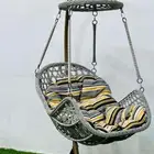 كرسي مرجيحة للحدائق
