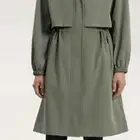 جاكيت نسائي من ماركة اويشو جديد للبيع متوفر مقاس s ومقاس m