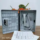 تلفون طوارئ أمريكي بكرتونه يصلح للاستخدام