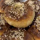 خبز قرصان خليه نحل خبز مسمن