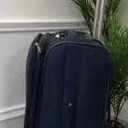 شنطة سفر زرقاء