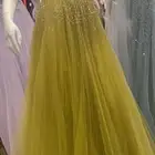 فساتين جديده لبسه وحده 4 ساعات فقط للبيع