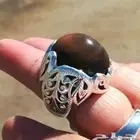 خاتم عقيق يماني طبيعي حبة البندق ولونها الفخم