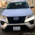 تويوتا جيب فورتشنر 2023 للايجار الشهري مع السواق