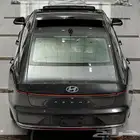 هيونداي ازيرا 2026 كلاسيك بريميوم كاليجرافي - لون اسود