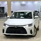 تويوتا يارس فل كامل YX ابيض موديل 2026