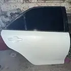 للبيع باب كامري ابيض لؤلؤي 2012-2015