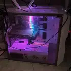 بي سي قيمنق وشاشتين