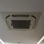 للبيع مكيف كاسيت 2 طن شبه جديد
