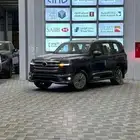 تويوتا لاندكروزر GXR L5 فل كامل خليجي 2025