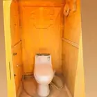 دورة مياه فايبر متنقلة نظيفة للمخيمات والاستراحات والمزارع