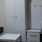 دولاب وطاوله