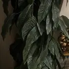 شجر صناعي كبير ب 120 ريال