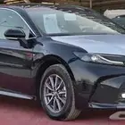 كامري E بنزين 2025 استلمها خلال يومين