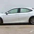 تويوتا كامري Eبنزين اصفار سعودي 2025