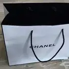 كيس وعلبة عطر شانيل أصليين من أمريكا للبيع