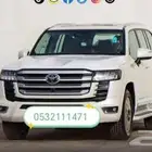 تويوتا لاند كروزر GXRL4 بنزين أبيض لوحات 2025