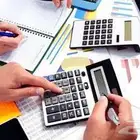 محاسب خبرة بالضريبة وإقرارات ضريبة القيمة المضافة والزكاة.