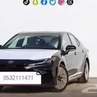تويوتا كامري LE هايبرد لوحات 2025