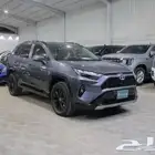 تويوتا راف فور XLE فتحة سقف هايبرد اربعة سلندر موديل 2024