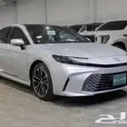 تويوتا كامري فل كامل جراندي بانوراما جلد بنزين موديل 2025