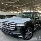 تويوتا- لاندكروزر- GXR4 -بنزين -سعودي -2025 -اسود-ابيض