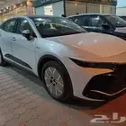 تويوتا كراون بريميوم وبرستيج هايبرد 2026 بأقل الأسعار
