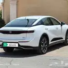 تويوتا كراون بريميوم اصفار سعودي 2025