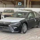 تويوتا كامري E 2025 لدى شركة ابن ذياب للسيارات