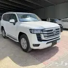 تويوتا لاندكروزر GXR L2 بنزين 2025