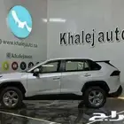 تويوتا راف فور LE استاندر بنزين دبل 2025