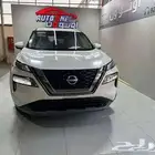 نيسان اكس تريل استاندر 5 و 7 مقاعد دبل موديل 2025