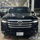 للبيع جيب لاندكروزر GXR-L3 سعودي 2023 ( عداد قليل )