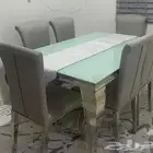 طاولة للبيع