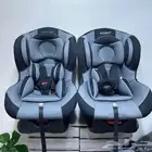 كرسي سيارة للأطفال