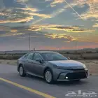 تويوتا كامري E PLUS موديل 2025 لون رمادي تيتانيوم سعودي جديد