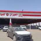 تويوتا كامري اي بلس 2025 اللون اسود اقل الاسعار