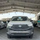 تويوتا انوفا GL استاندر موديل 2025 الوان رصاصي غامق